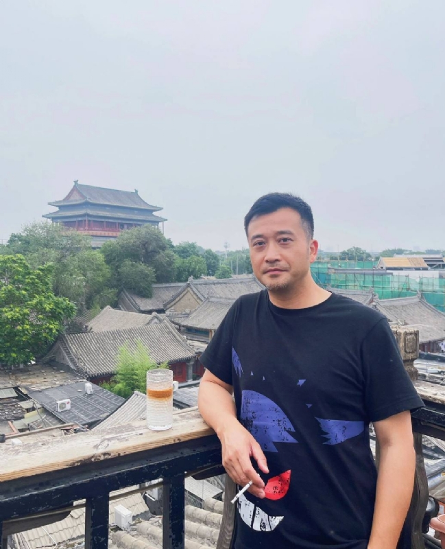 生而为人的第二张照片--唐山相亲服务中心