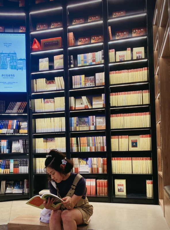 佳妹的第一张照片--唐山相亲服务中心