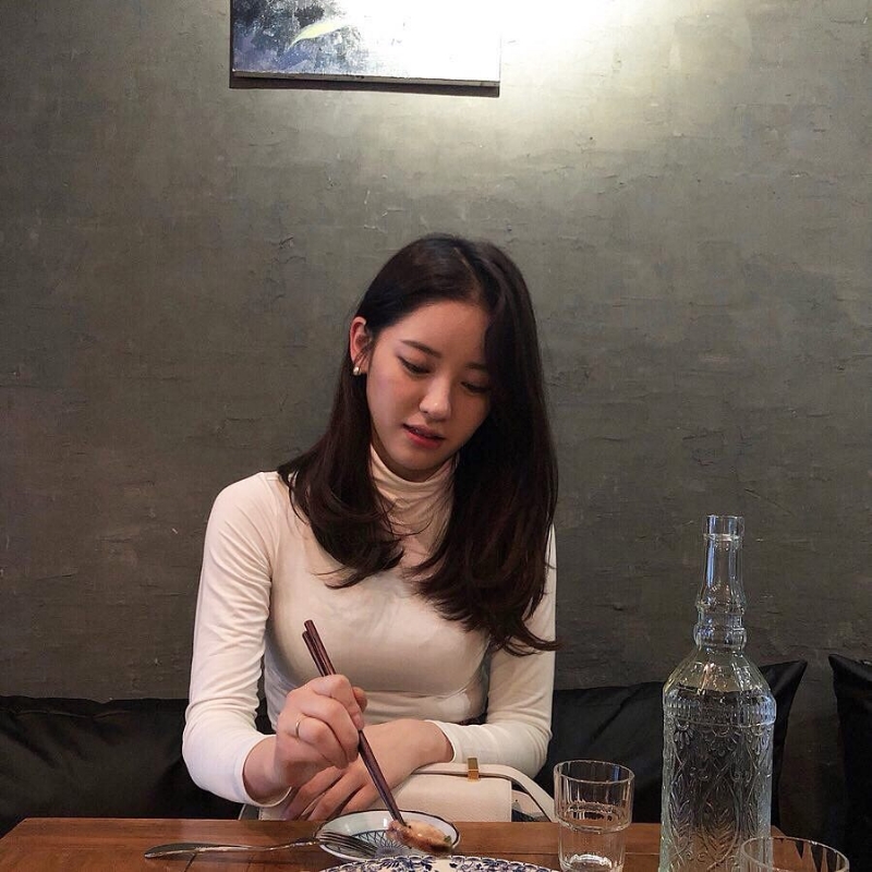 贵阳萧萧姐的第一张照片--唐山相亲服务中心