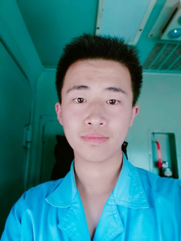 生而为人的第一张照片--唐山相亲服务中心