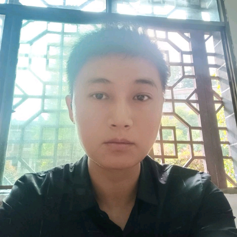 枫叶的第一张照片--唐山相亲服务中心