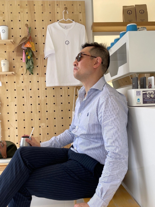 高陆的第二张照片--唐山相亲服务中心