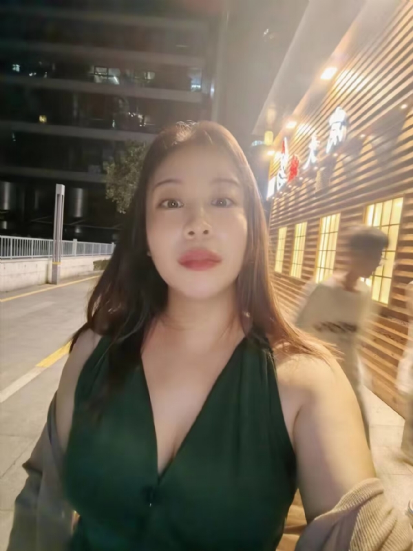 叶子青青的第四张照片--唐山相亲服务中心