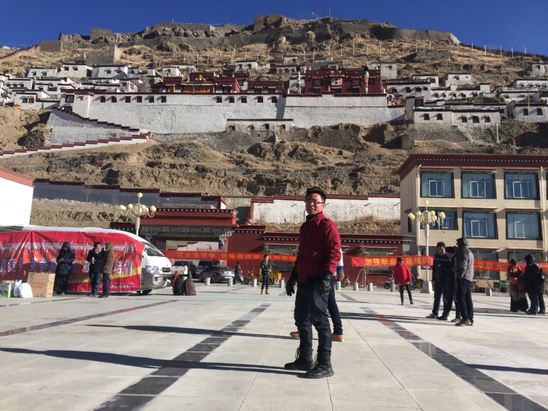 转身的第七张照片--唐山相亲服务中心