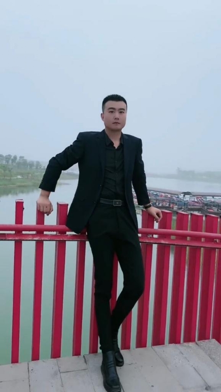 Albert的第二张照片--唐山相亲服务中心