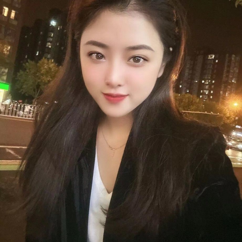 爱笑的女孩的第三张照片--唐山相亲服务中心