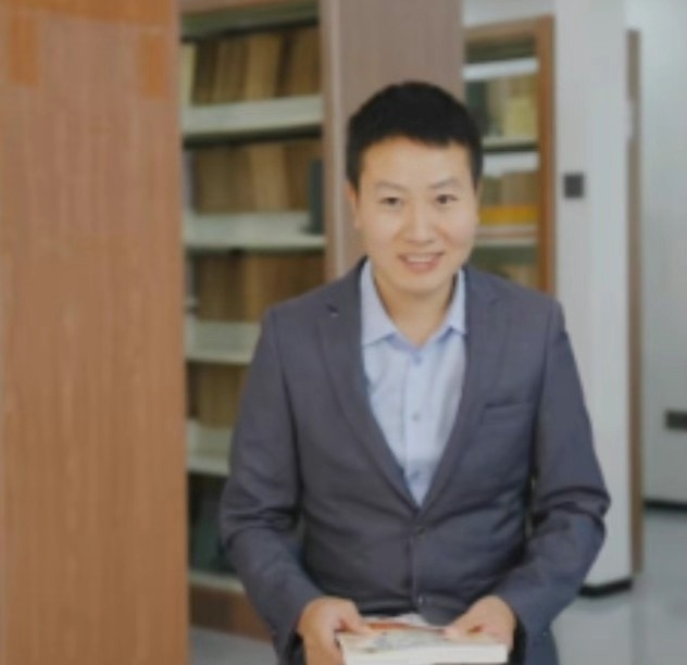 罗梓焜的第二张照片--唐山相亲服务中心