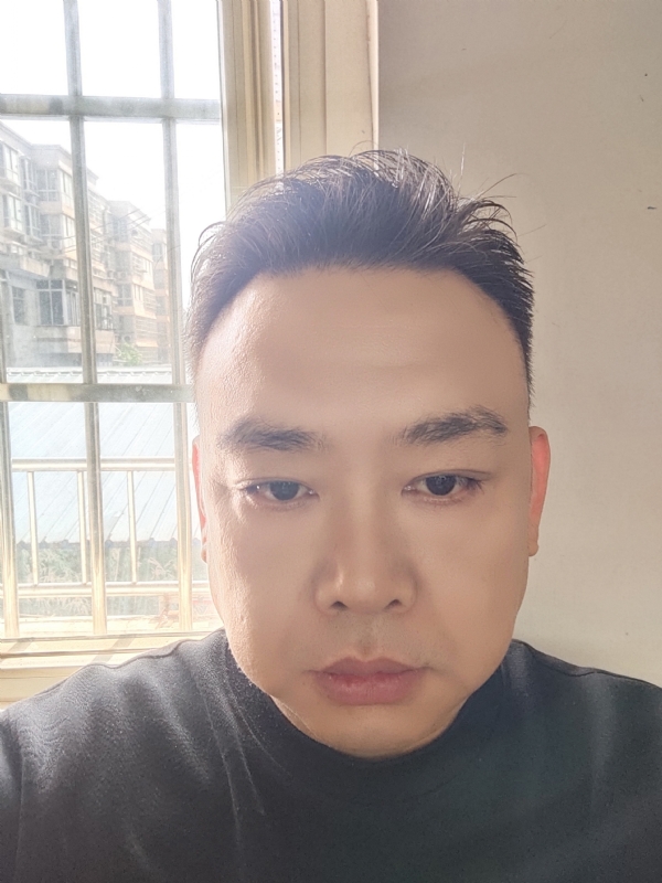 爱人先爱己的第一张照片--唐山相亲服务中心