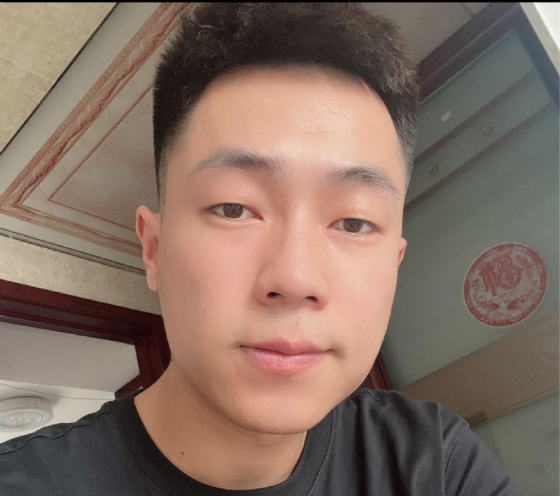 句号的第一张照片--唐山相亲服务中心