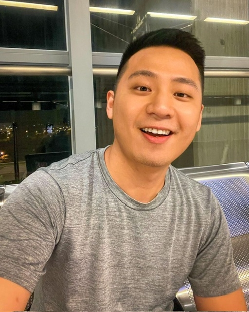 孤獨的男人的第三张照片--唐山相亲服务中心