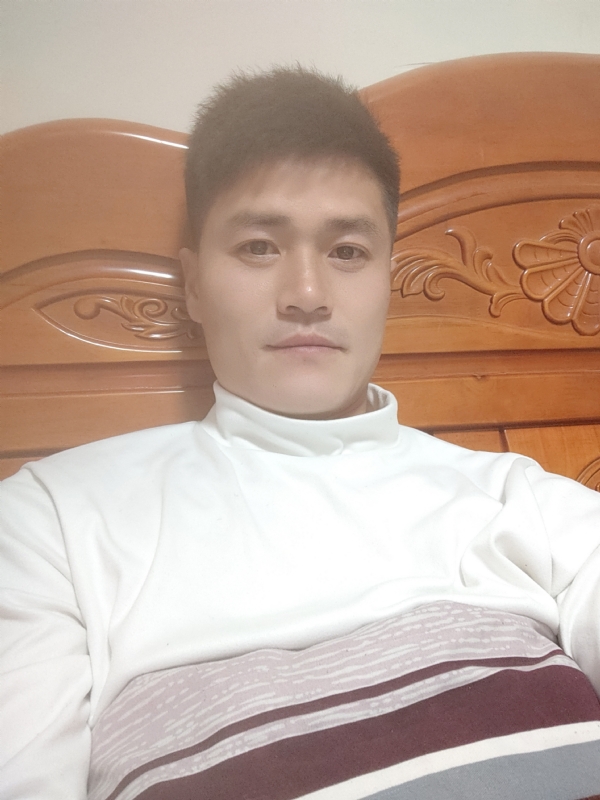 网球罗的第四张照片--唐山相亲服务中心