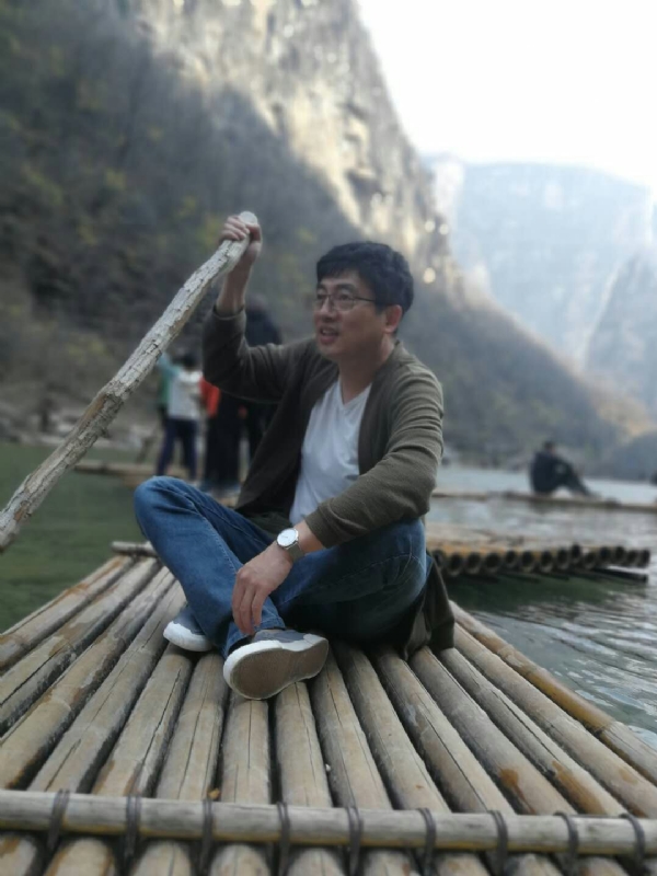 风被吹走了的第一张照片--唐山相亲服务中心