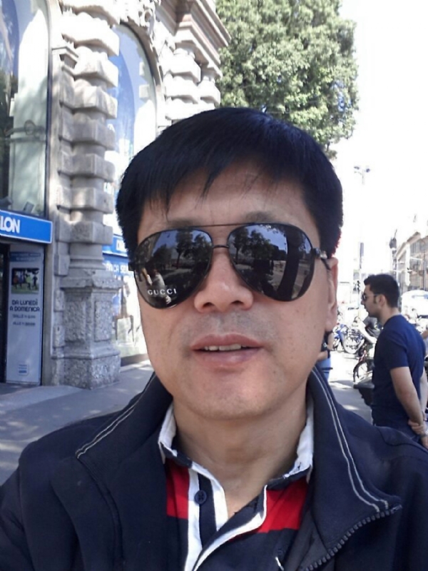 春风的第一张照片--唐山相亲服务中心