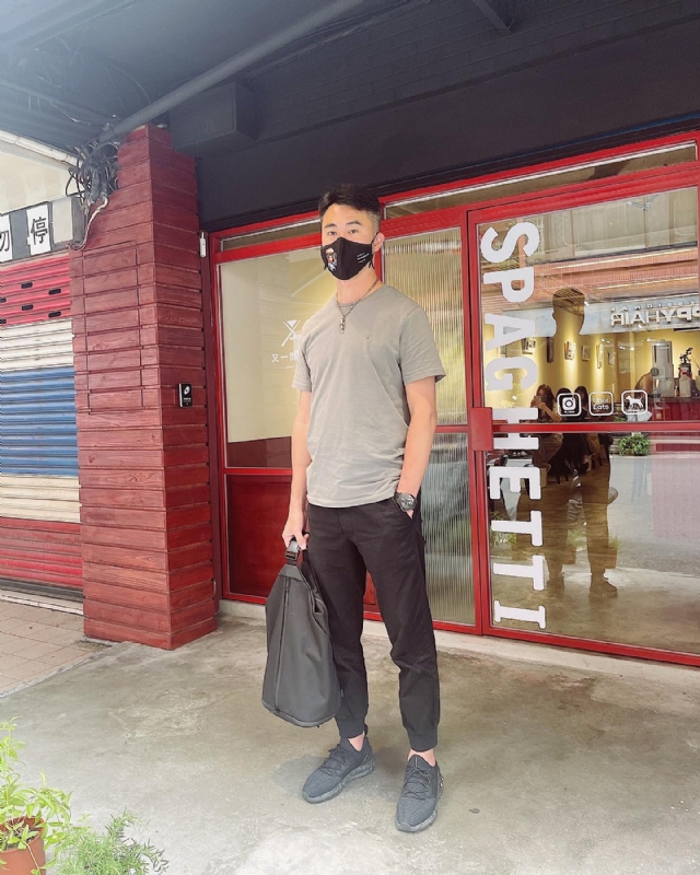 酒商安迪的第一张照片--唐山相亲服务中心