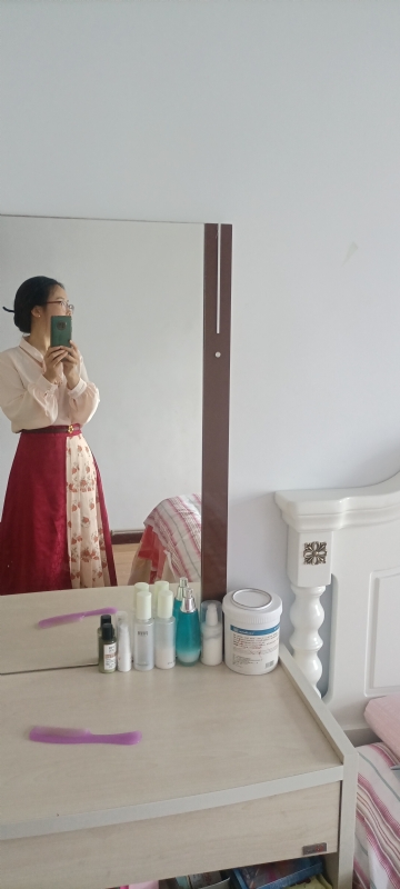 伊落梅雪笺的第一张照片--唐山相亲服务中心