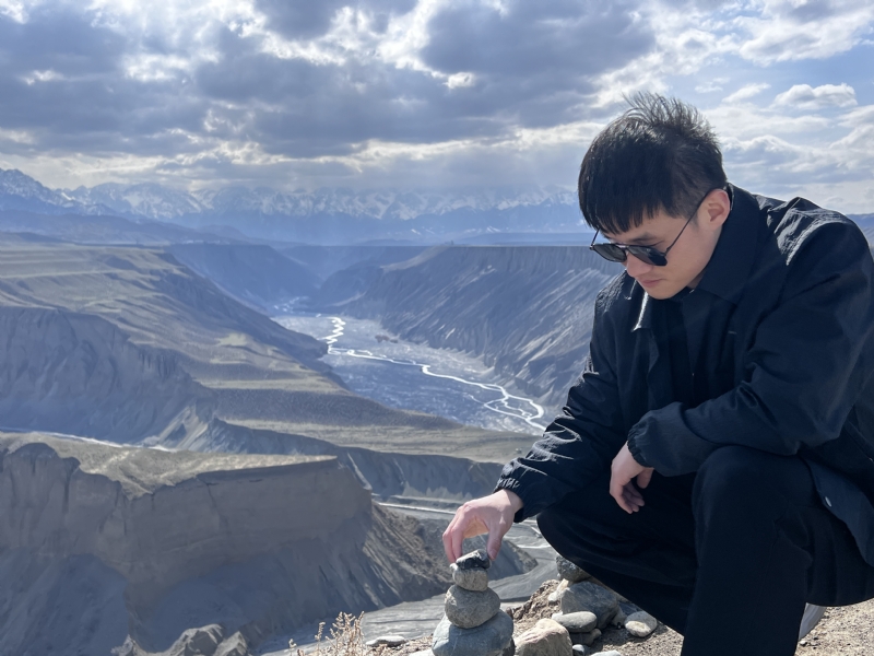 蓦然回首的第一张照片--唐山相亲服务中心