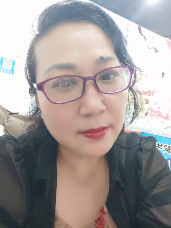 娜财娜福的第一张照片--唐山相亲服务中心