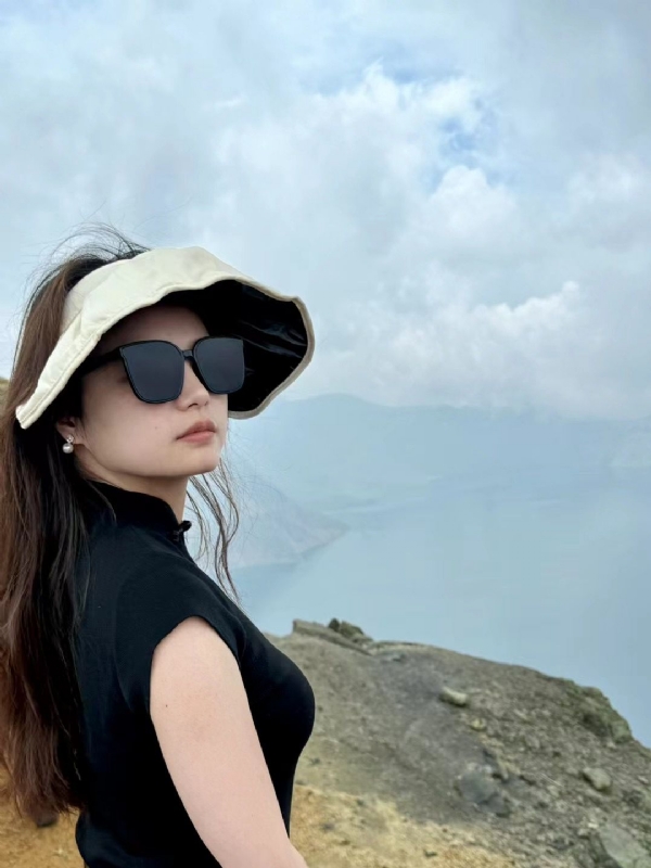 随梦的第一张照片--唐山相亲服务中心