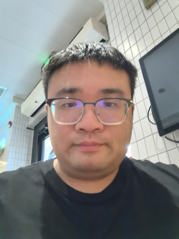 君临天下的第三张照片--唐山相亲服务中心