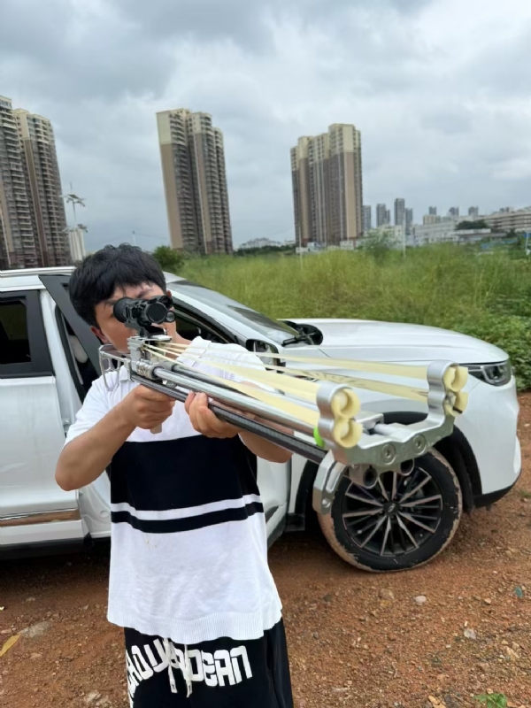 凌其飞的第一张照片--唐山相亲服务中心