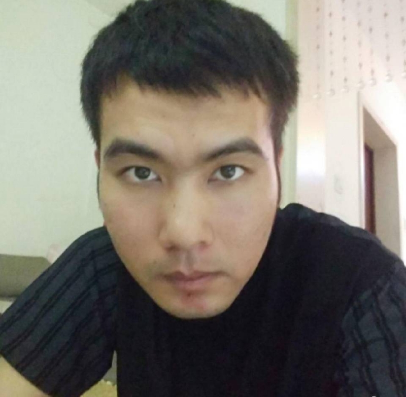 哭泣的小三的第二张照片--唐山相亲服务中心