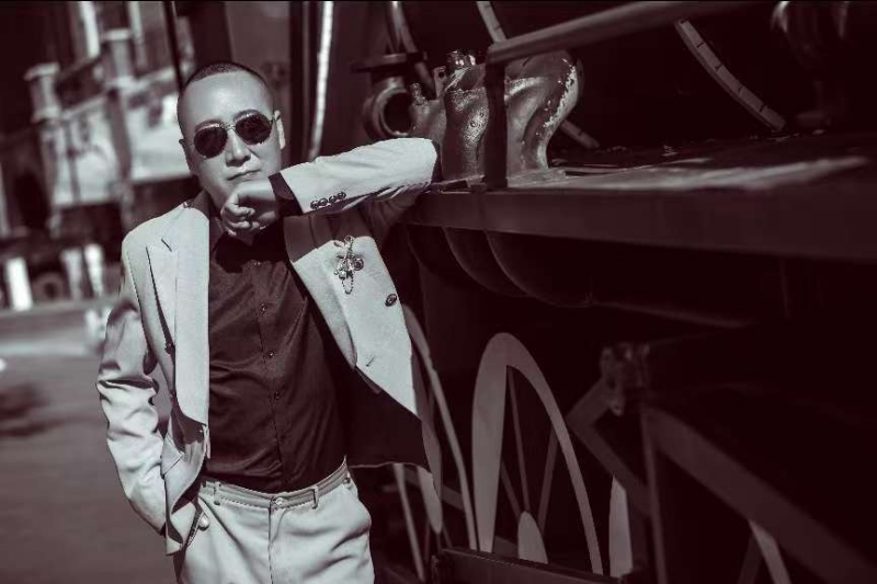 孤独燃烧的第一张照片--唐山相亲服务中心