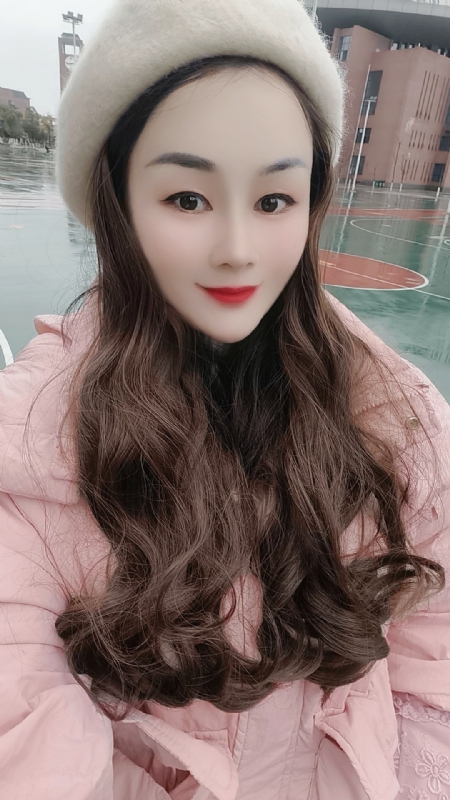 小艳的第二张照片--唐山相亲服务中心