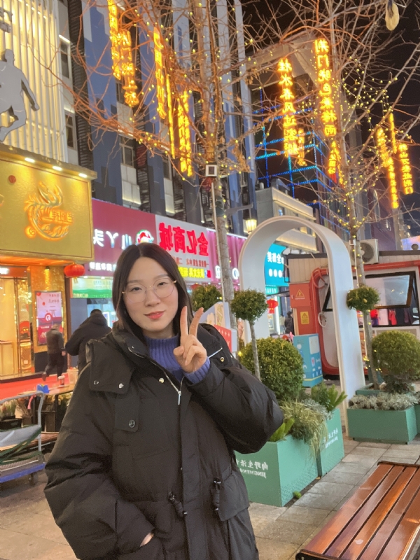 灵芽的第一张照片--唐山相亲服务中心