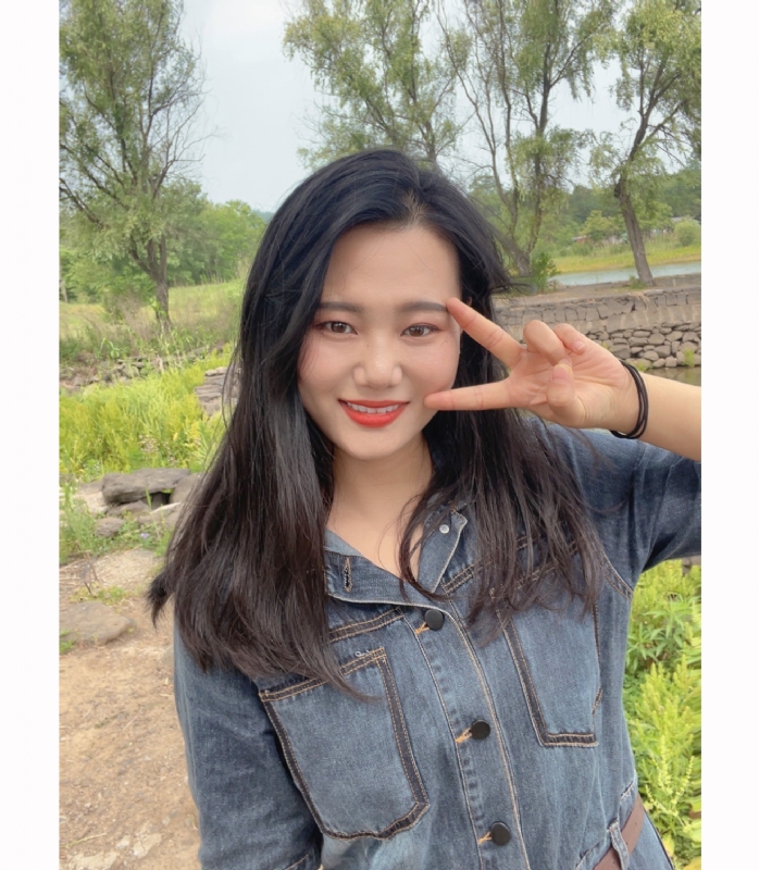 月亮的第一张照片--唐山相亲服务中心