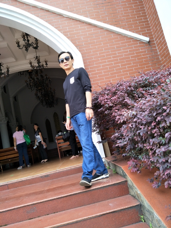 易进的第二张照片--唐山相亲服务中心