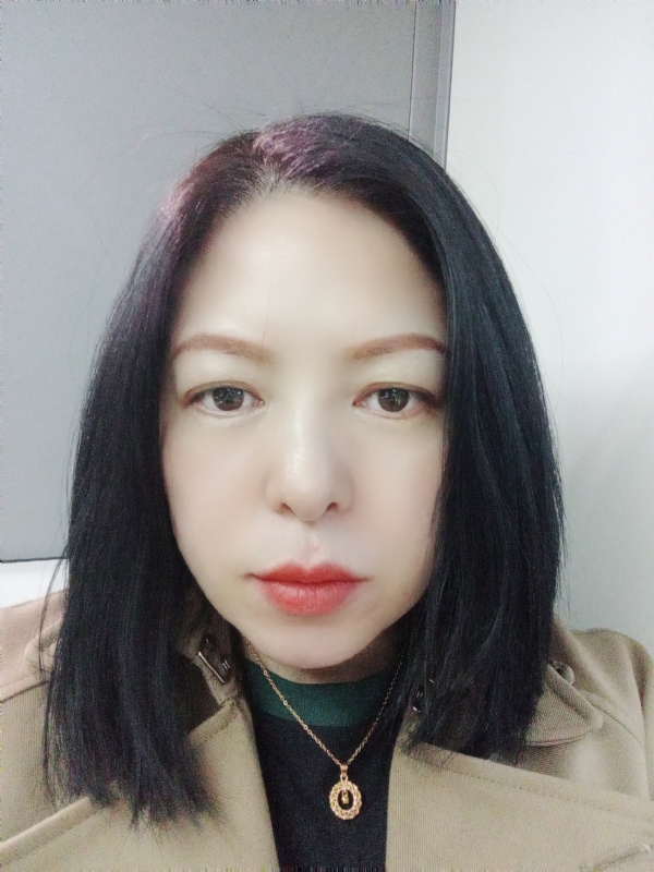 尘颜的第一张照片--唐山相亲服务中心