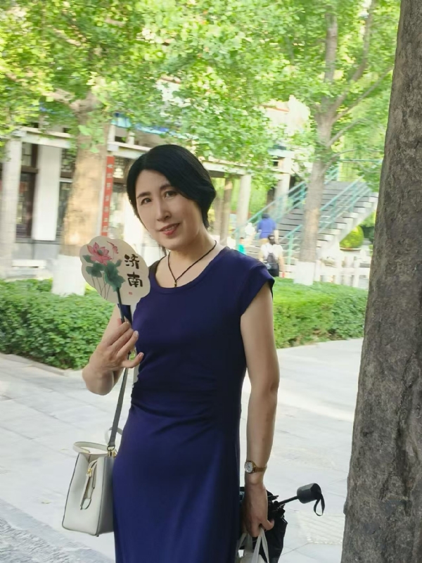 幸运满格的第一张照片--唐山相亲服务中心