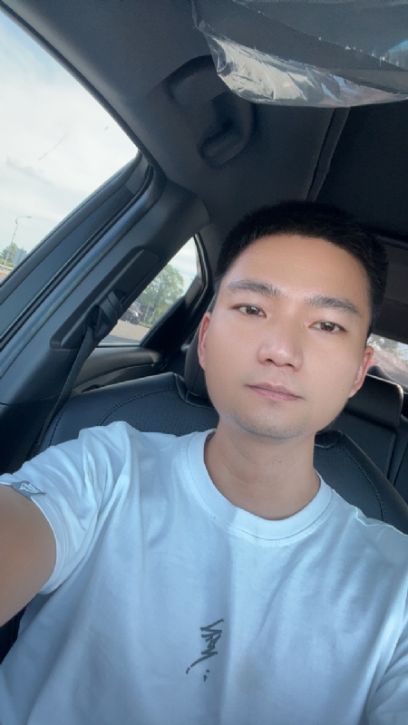 小江的第四张照片--唐山相亲服务中心