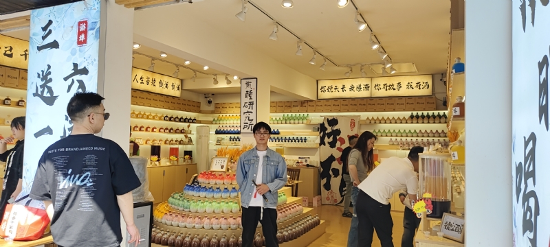 lilili109y的第三张照片--唐山相亲服务中心