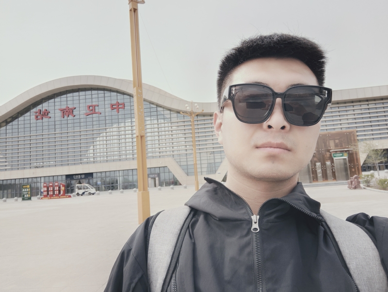 起因的第一张照片--唐山相亲服务中心