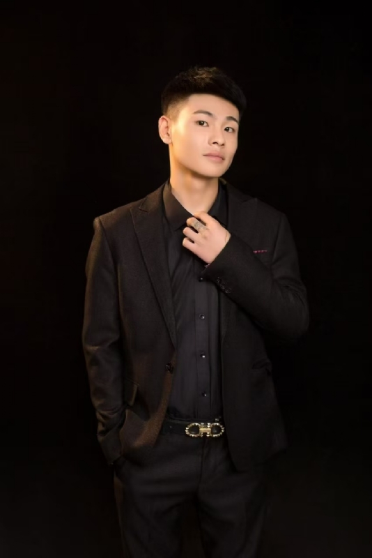 刘小船的第二张照片--唐山相亲服务中心