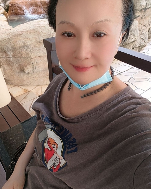 hong的第二张照片--唐山相亲服务中心