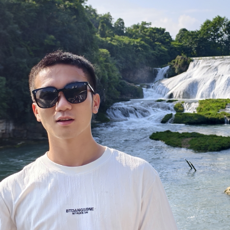 飞殷的第一张照片--唐山相亲服务中心