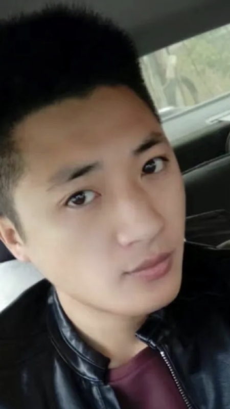 小汤米的第二张照片--唐山相亲服务中心