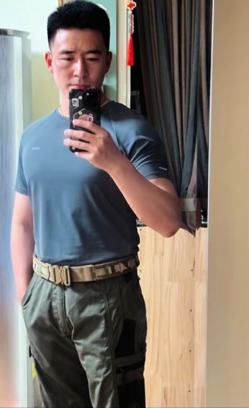 剑走偏锋的第一张照片--唐山相亲服务中心