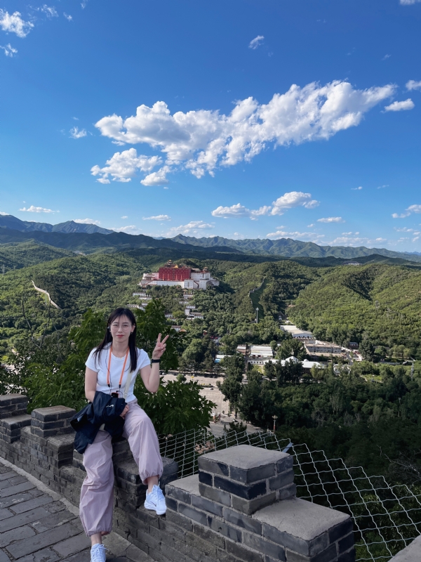 小柒的第三张照片--唐山相亲服务中心