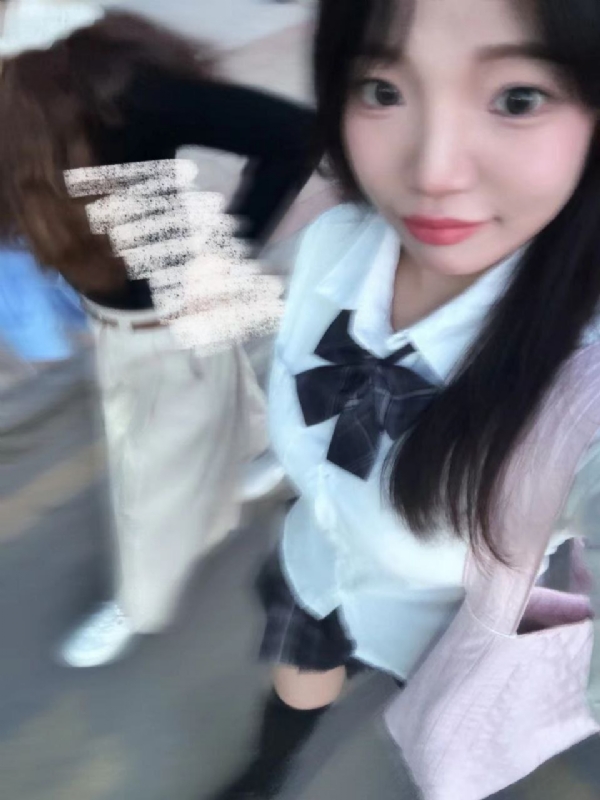 台灣小姐伊洛的第一张照片--唐山相亲服务中心