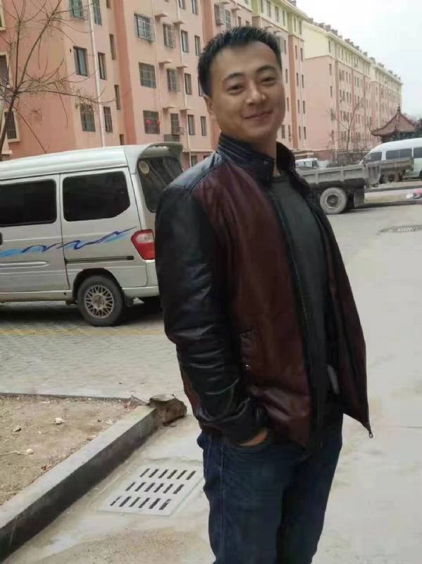 云淡风轻的第一张照片--唐山相亲服务中心