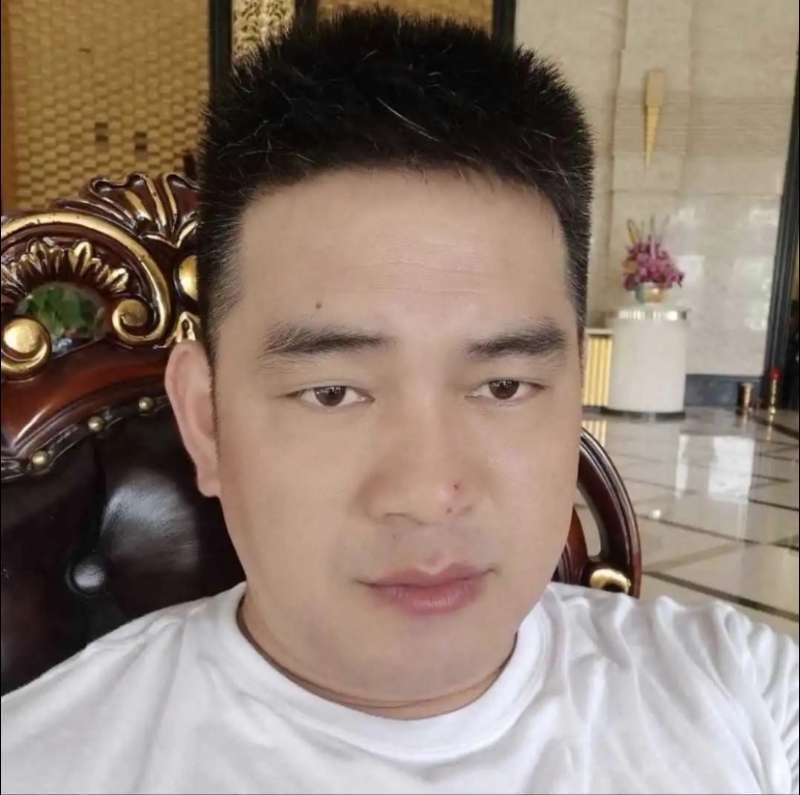 随风的第一张照片--唐山相亲服务中心