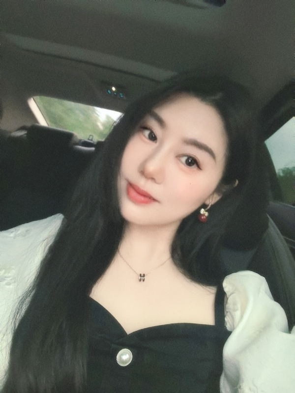 潇潇暮雨的第一张照片--唐山相亲服务中心