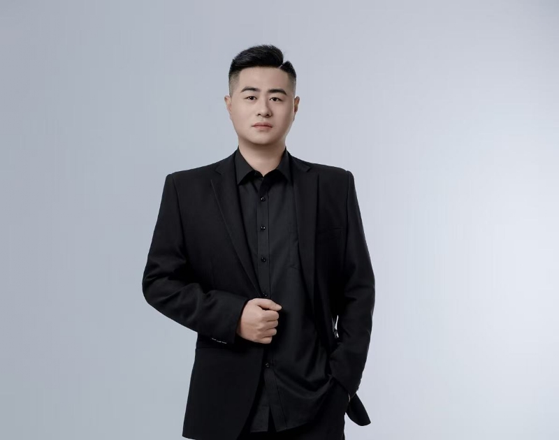 荣泽的第一张照片--唐山相亲服务中心