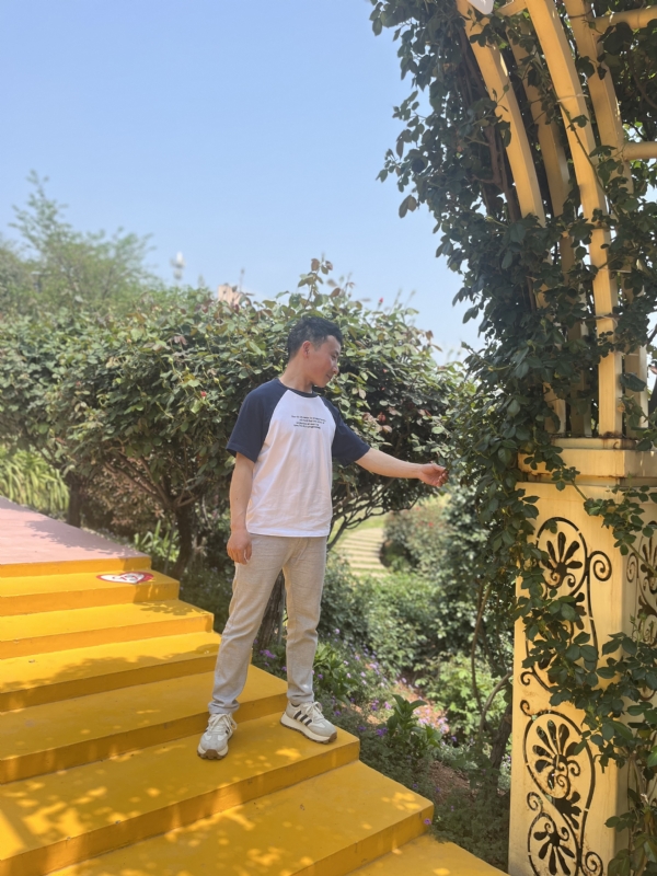 罗湘的第一张照片--唐山相亲服务中心