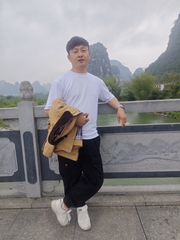 天选之人的第三张照片--唐山相亲服务中心