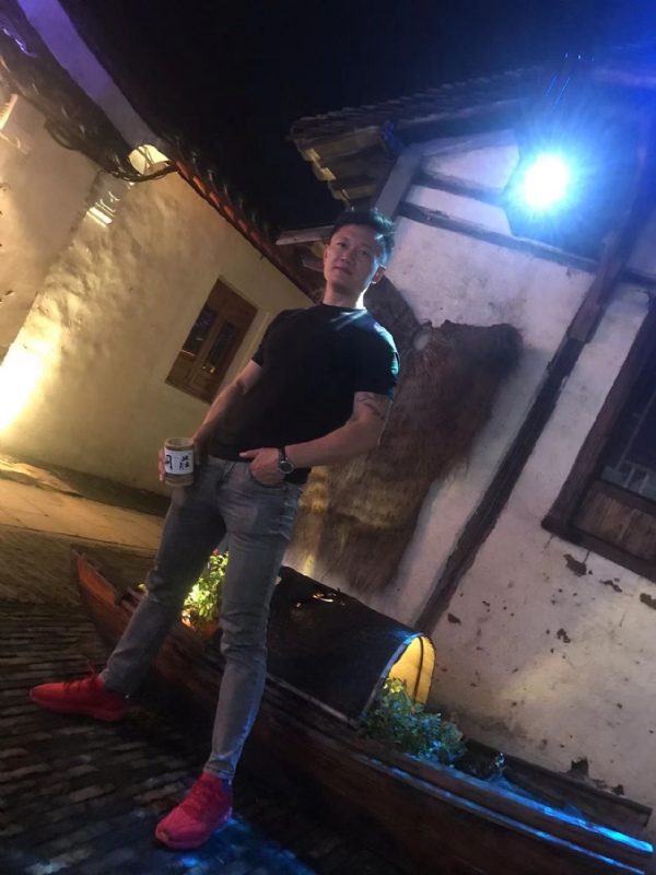 盐城相亲的第一张照片--唐山相亲服务中心