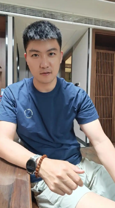 大鹏展翅的第二张照片--唐山相亲服务中心